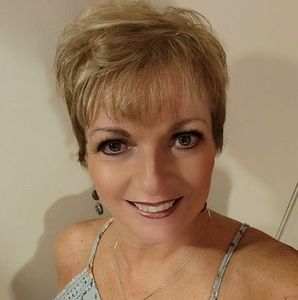 Meet your Posher, Rhonda